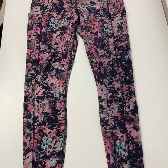 Fast and Free High Rise Pant 25” - Picture 6 of 6